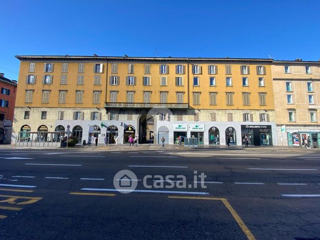 Ufficio in commerciale in Viale Papa Giovanni XXIII