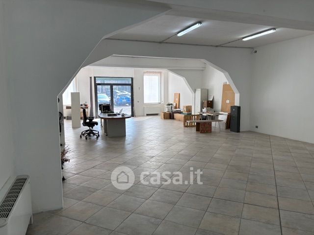 Ufficio in commerciale in Vicolo Barozzieri 7 a
