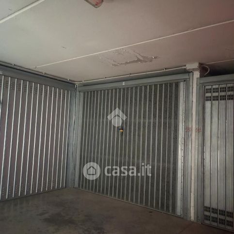 Box/posto auto in residenziale in Via Sarioletto