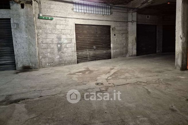 Garage/posto auto in residenziale in Viale Strasburgo