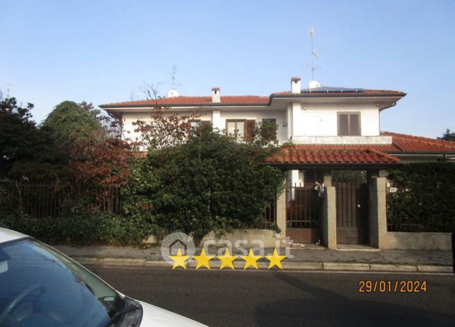 Appartamento in residenziale in Via Dante Alighieri