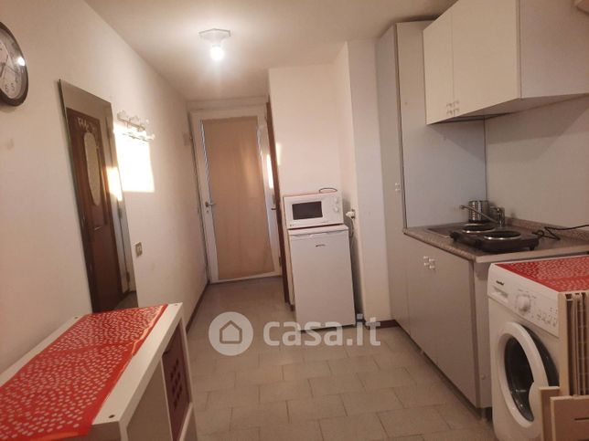 Appartamento in residenziale in Via Francesco Podesti