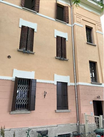 Appartamento in residenziale in Via Volturno 17