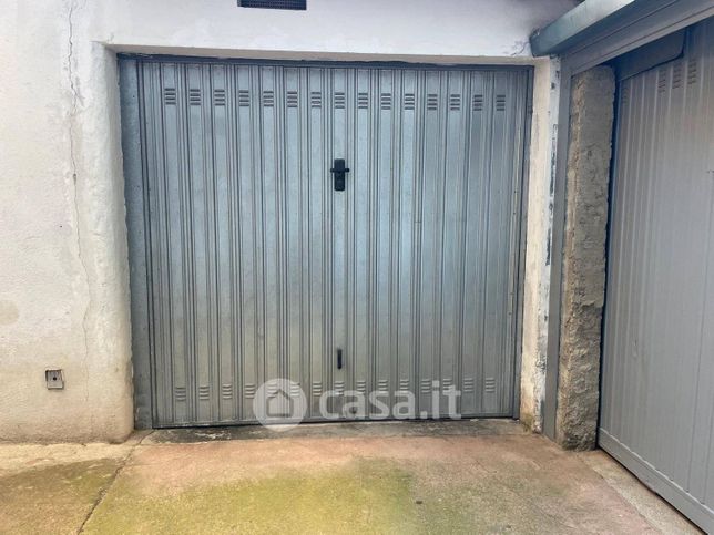 Box/posto auto in residenziale in Via Ernesto Chiappori