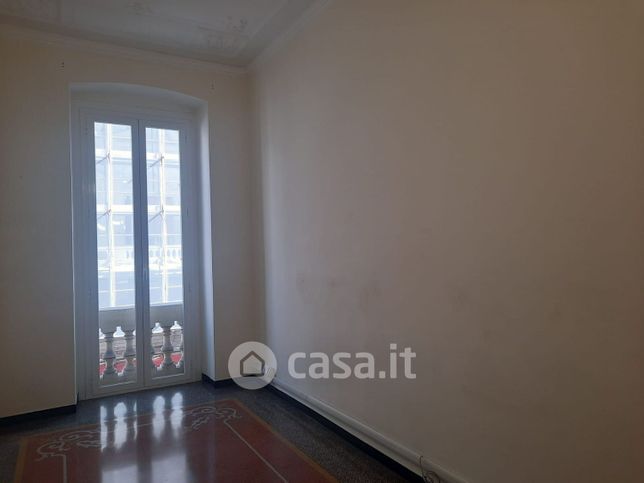 Ufficio in commerciale in 