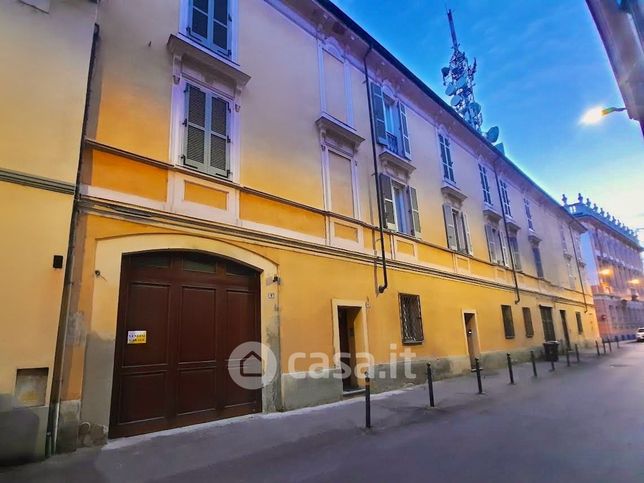 Garage/posto auto in residenziale in Via Marsala