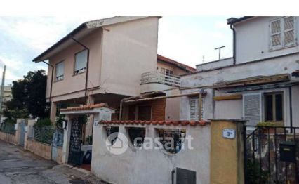 Casa indipendente in residenziale in Via Falzarego 3