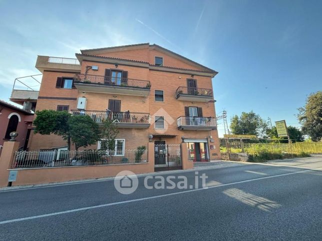 Box/posto auto in residenziale in Via Flaminia 94