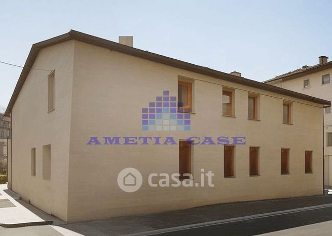 Appartamento in residenziale in Via Tre Re