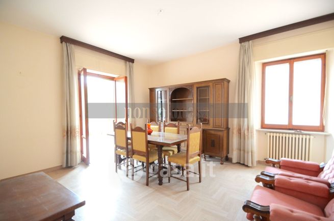 Appartamento in residenziale in Via Tiberina 158