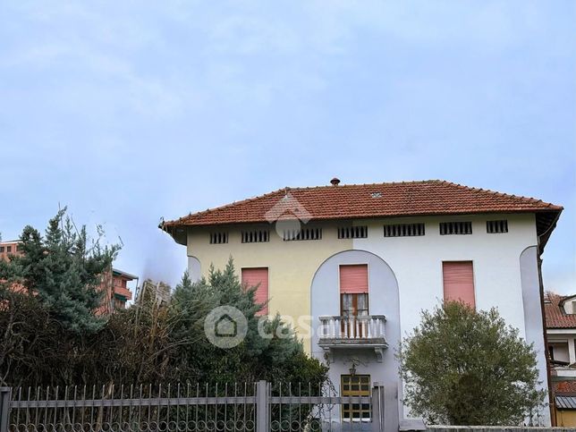 Casa indipendente in residenziale in Via dei Mille 3