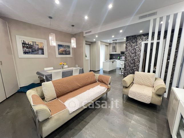 Appartamento in residenziale in Corso Alcide de Gasperi 300