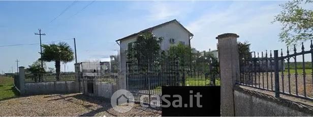 Casa indipendente in residenziale in Via Luigia