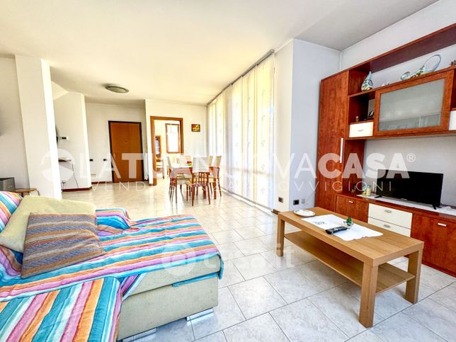 Villetta a schiera in residenziale in Via Don Antonio Villa 9