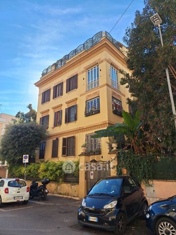 Ufficio in commerciale in Via Clitunno 28