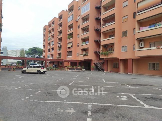 Appartamento in residenziale in Via Emilio Longoni 21