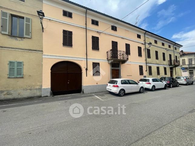 Appartamento in residenziale in Via Francesco Bena 5