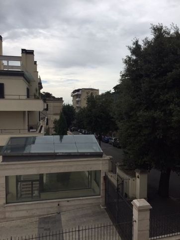 Appartamento in residenziale in Viale Regina Margherita