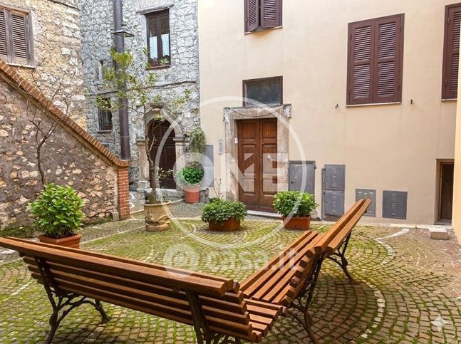 Appartamento in residenziale in Via Case Grandi 2