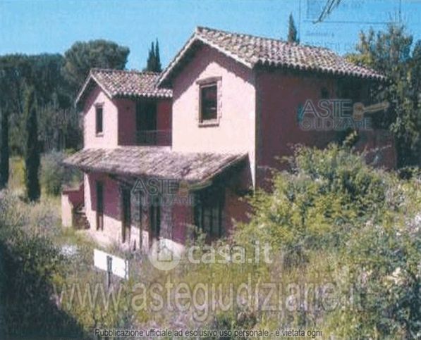 Casa indipendente in residenziale in Località Felcete