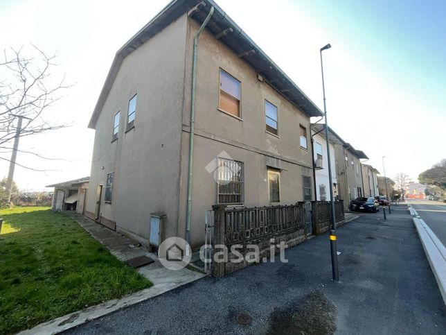 Appartamento in residenziale in Via Beveta 33