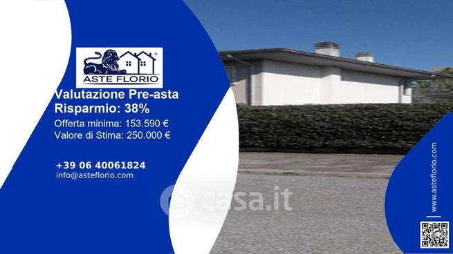 Villetta a schiera in residenziale in Via Vecchia per GambolÃ²