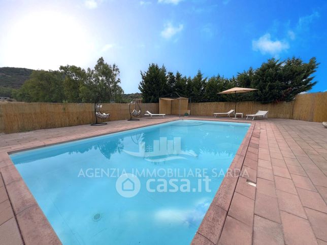 Casa indipendente in residenziale in