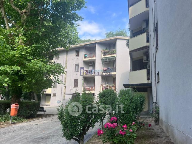 Appartamento in residenziale in Via Gela 3