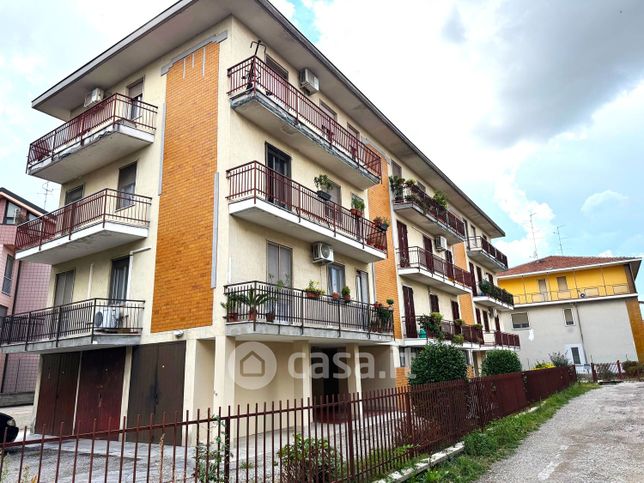 Appartamento in residenziale in Via della Riotta 17
