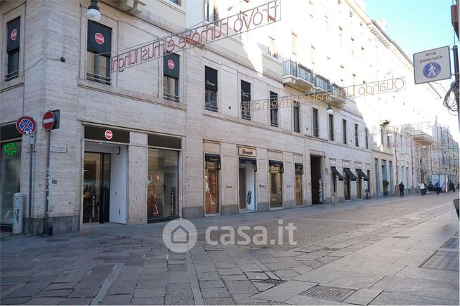 Ufficio in commerciale in Via Giuseppe Luigi Lagrange 10