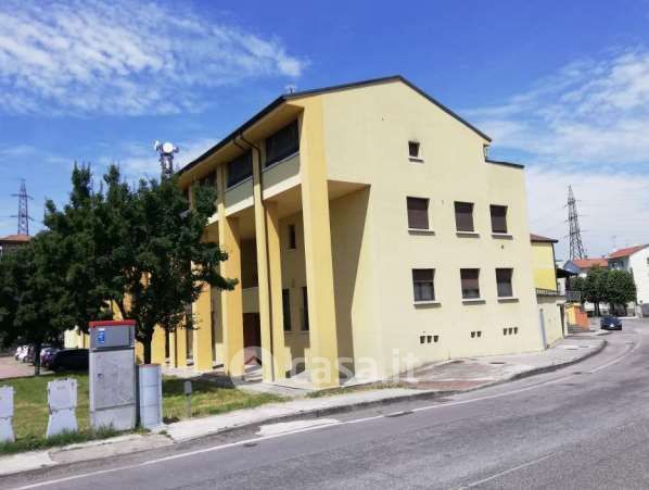 Appartamento in residenziale in Via Cadimarco