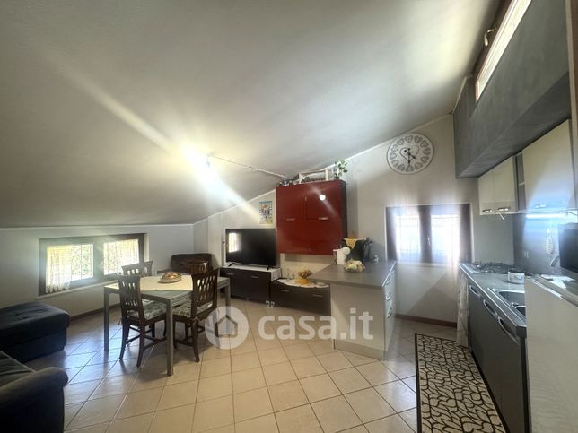 Appartamento in residenziale in Via Regia Antica 48