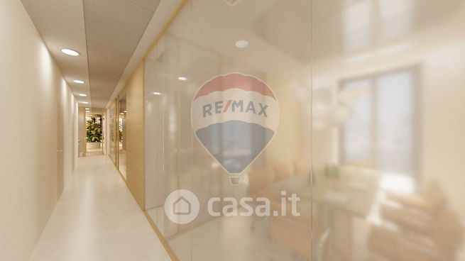 Ufficio in commerciale in Piazza Gianfranco Ferrè 8