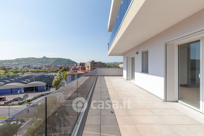 Attico/mansarda in residenziale in Via Armando Spadini 2