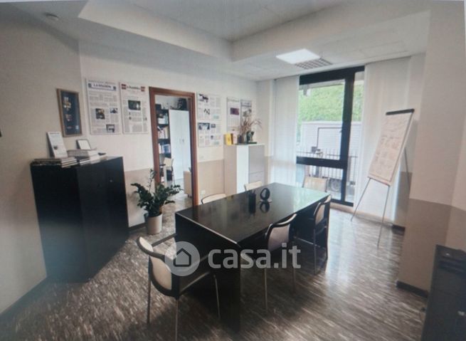 Ufficio in commerciale in Via di Porta Tenaglia