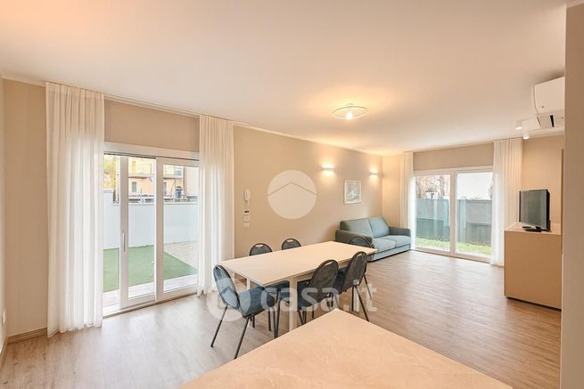 Appartamento in residenziale in Via Fienilone 48