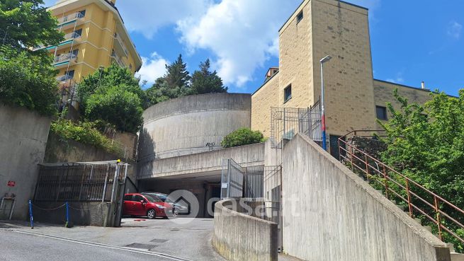 Box/posto auto in residenziale in Via Michele Marras