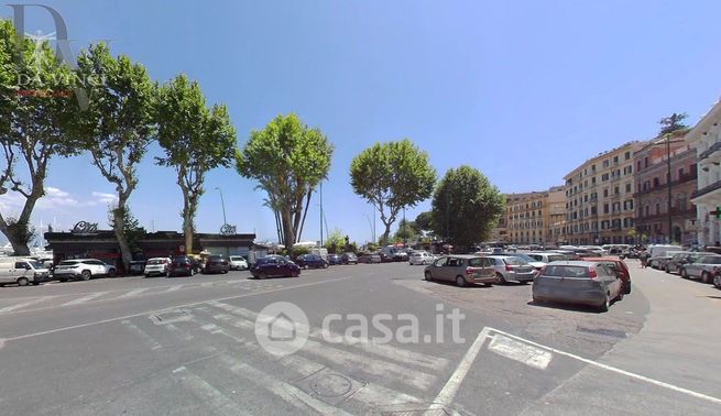 Box/posto auto in residenziale in Via Orazio