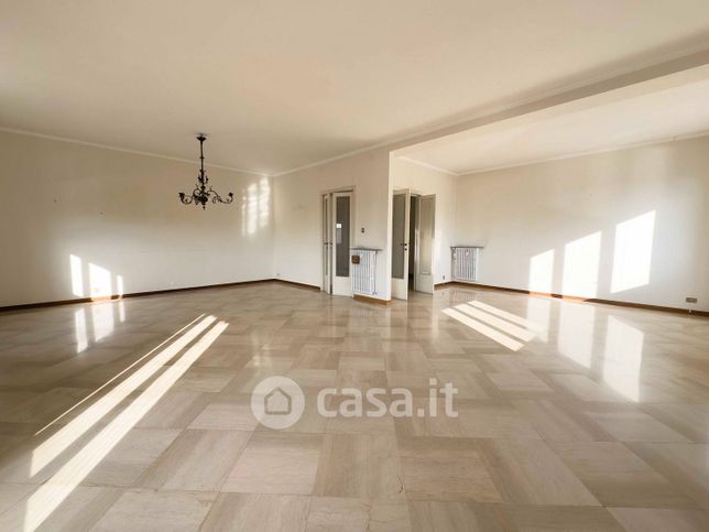 Appartamento in residenziale in Via Fratelli Rosselli 8