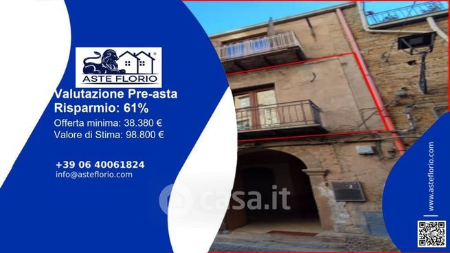 Ufficio in commerciale in Via Santo Stefano 10