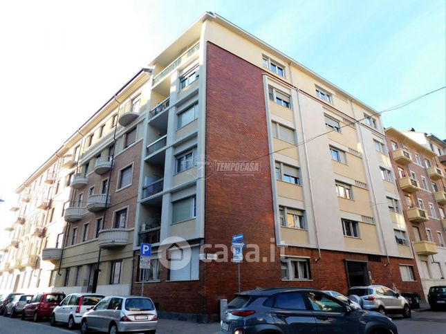 Appartamento in residenziale in Via Vincenzo Nazzaro 5