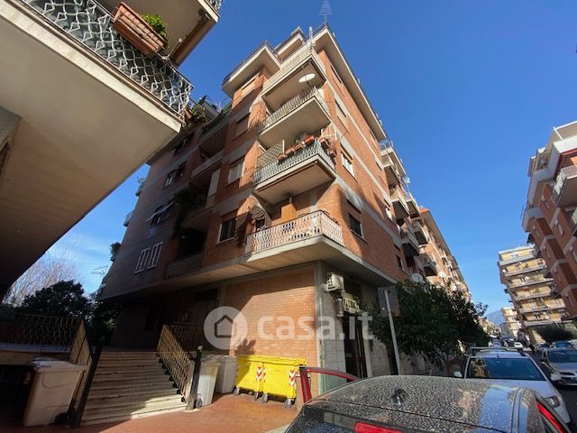 Appartamento in residenziale in Via Gioacchino Gesmundo