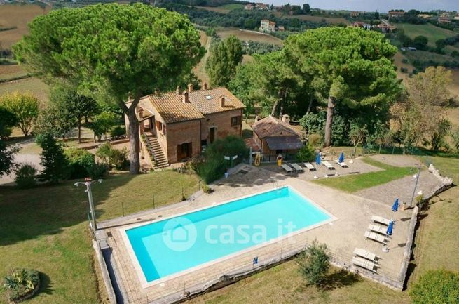 Rustico/casale in residenziale in Poggio del Sole