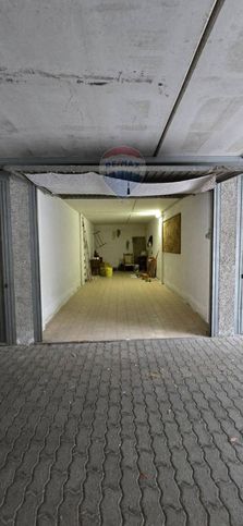 Box/posto auto in residenziale in Via Pace