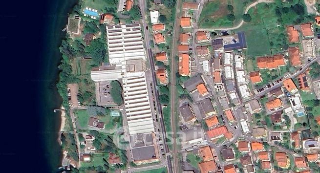 Ufficio in commerciale in Via Statale