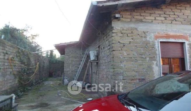 Villetta a schiera in residenziale in Via Ponte del Colle 17