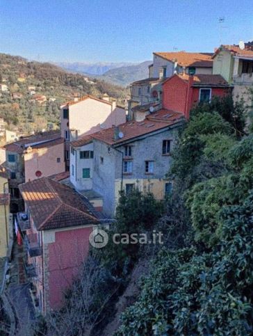 Appartamento in residenziale in Via Perroni 9
