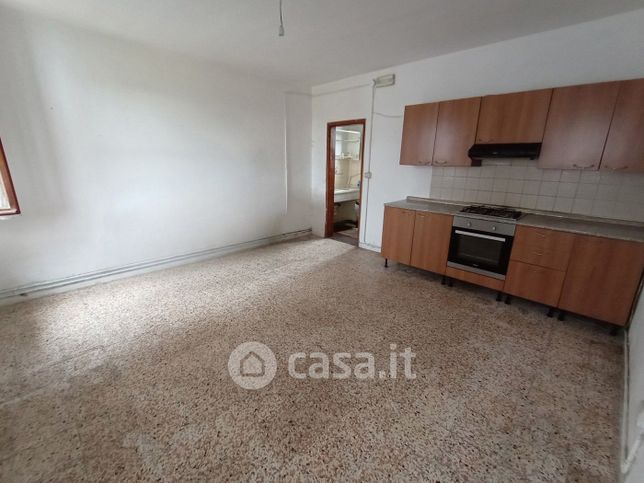 Casa indipendente in residenziale in Via Luigi Einaudi