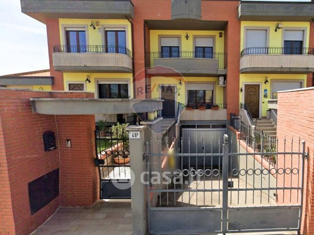 Villetta a schiera in residenziale in Via Corrado Govoni 48