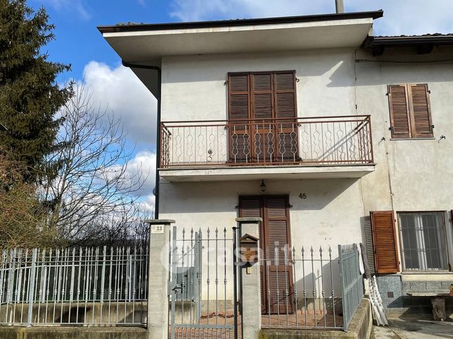 Casa indipendente in residenziale in Strada Varisero 33